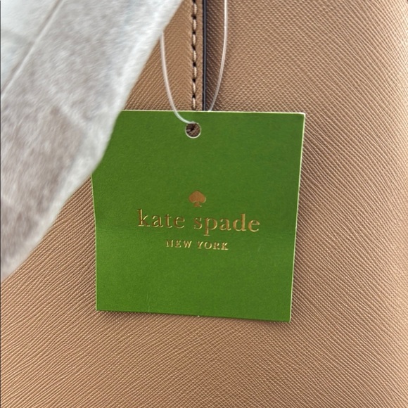 Kate Spade Cameron Street Lottie Medium Crossbody in Cashew Butter - Picture 3 of 5